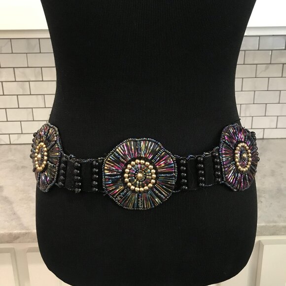 Beaded Medallion Belt Womens One Size Black Elastic Boho Statement Iridescent - Picture 1 of 7